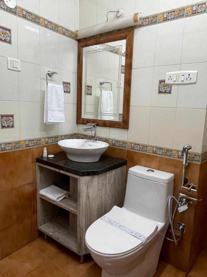 Bed and Breakfast The Edgeworth Shimla Exterior foto