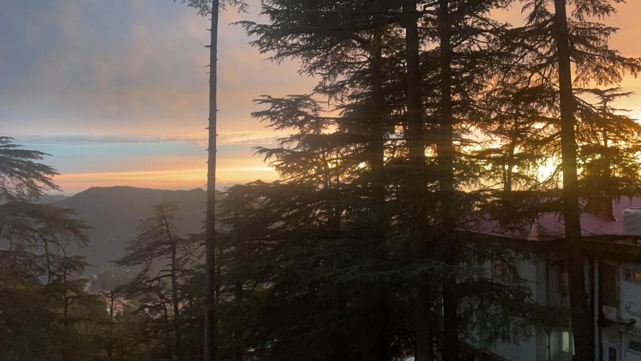 Bed and Breakfast The Edgeworth Shimla Exterior foto