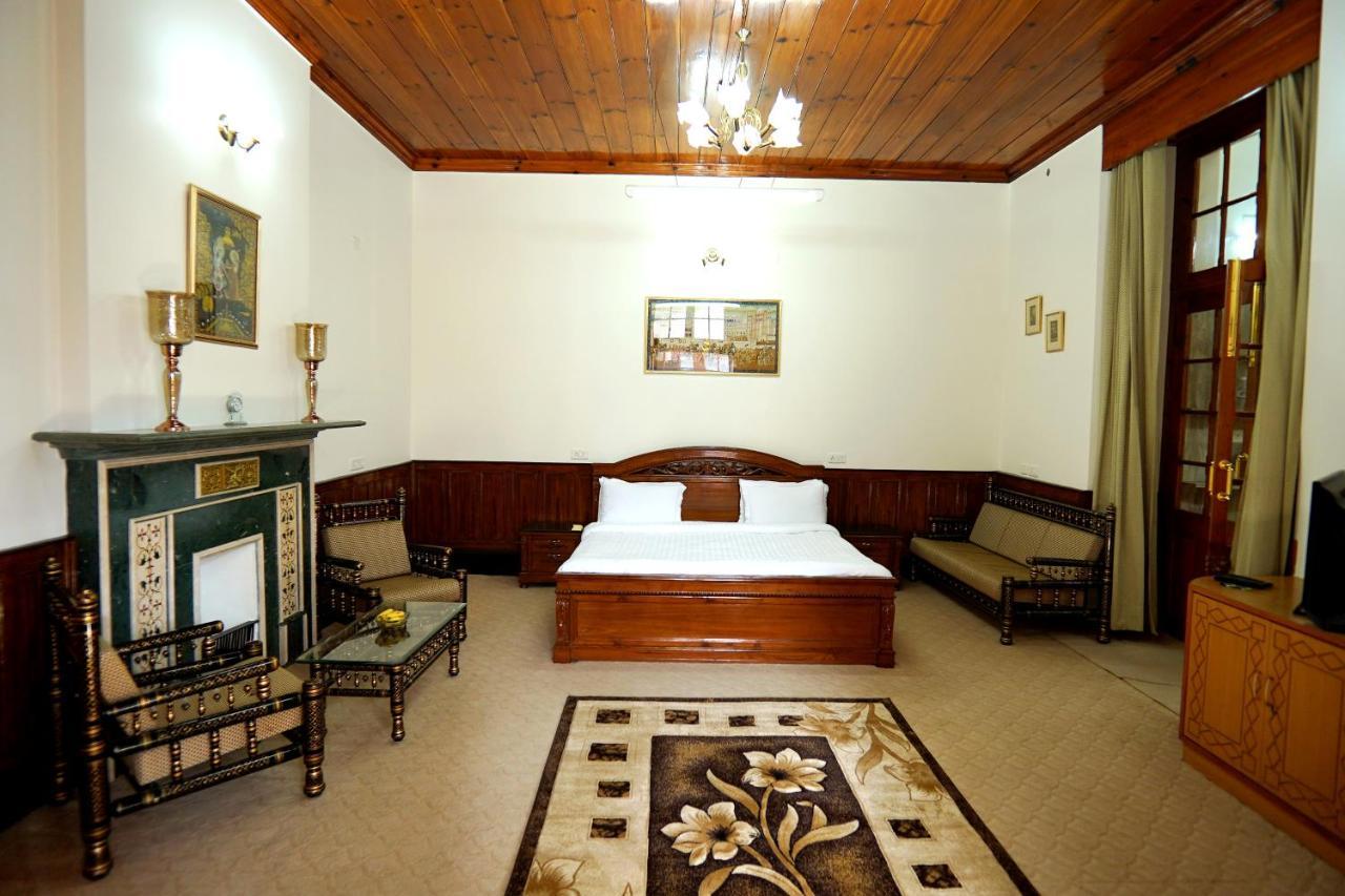 Bed and Breakfast The Edgeworth Shimla Exterior foto